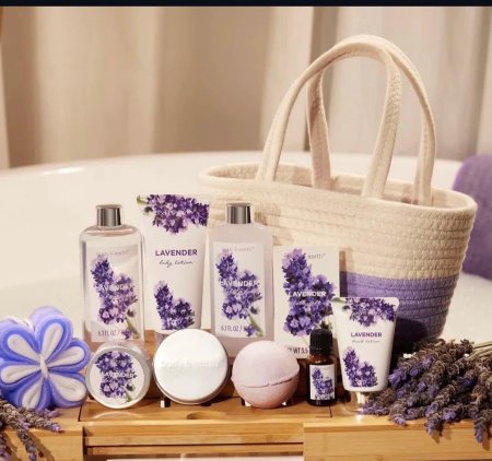 بكج سبا لوكسيتيك 11 قطعة برائحة اللافندر