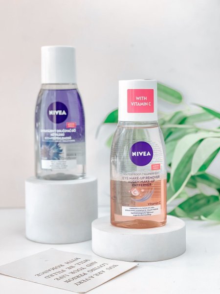 مزيل مكياج nivea