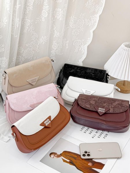 شنطة miu miu
