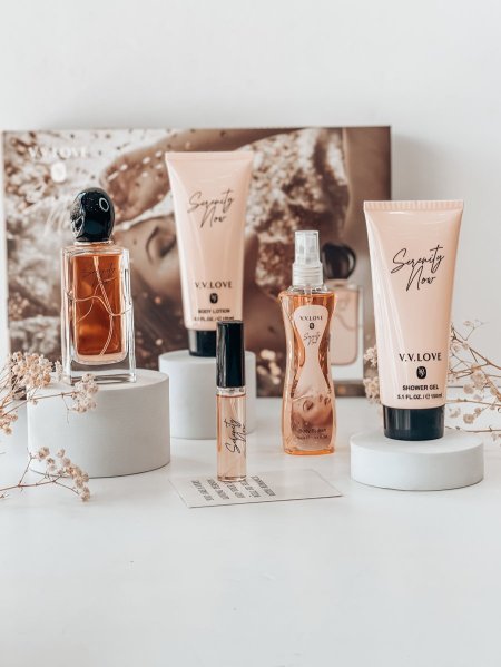 طقم عطور وكريم 5 قطع (VV LOVE)
