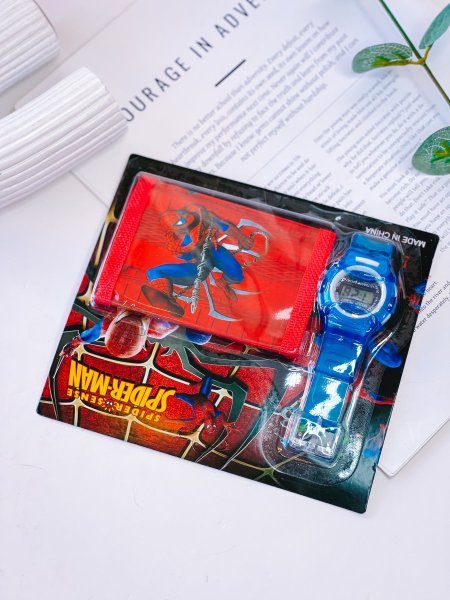 ساعة اطفال مع جزدان