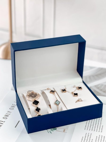 طقم اكسسوارات